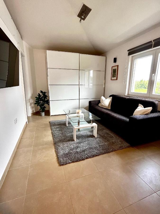 App Sunny Umag Apartment Exterior photo